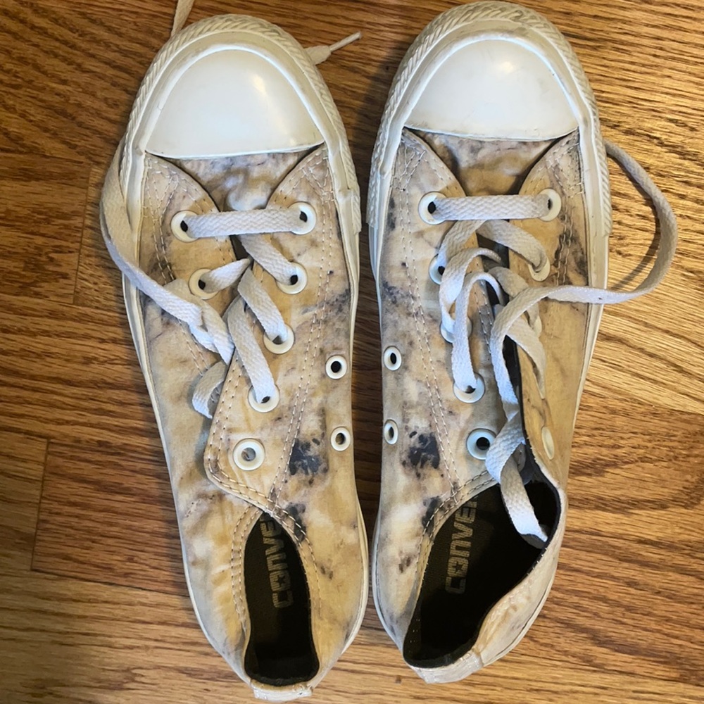 Tie dye converse